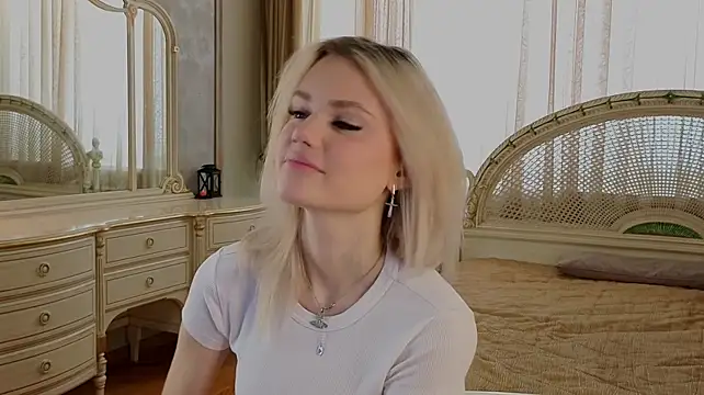 MercedezTimbs - A Kiss Just for You