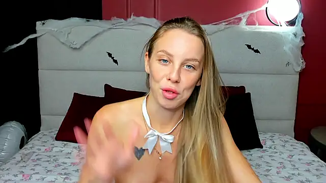 DaleGomez - spread my legs+start tease my panties