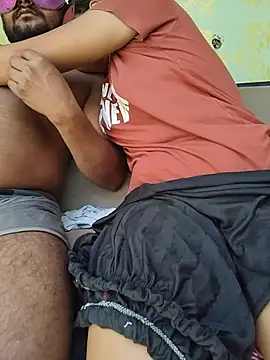 PUNJABICOUPLE09