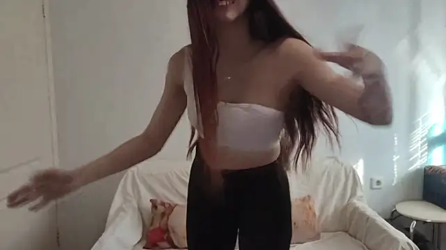 BenitaGilcreast - Take off your top and cover your chest w