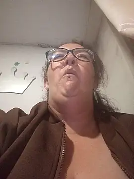 _Saraqueen-- - plug anal 4 min control domi last tip