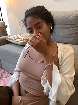 IamCrystal2 - Make me Moan with your vibes