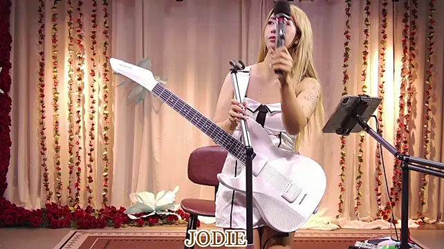 Qianshuibay_Jodie
