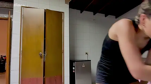 Marcella_and_laura - Lick pussy