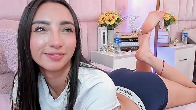 Ella_Parker_ - FINGER IN MY PUSYY