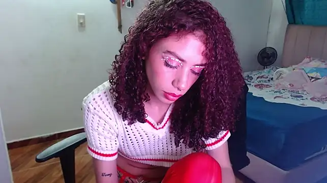 MooreSophia2 - FLASH TITS