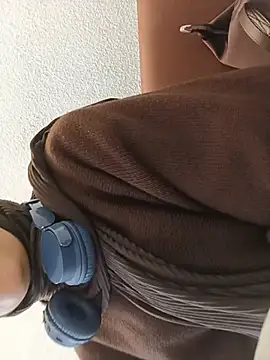 MisyonerNur - Dışarıda göğüslerini aç 😅