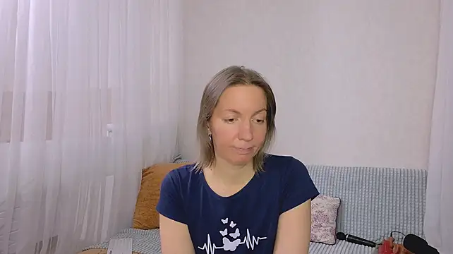 Amanda_Luxe - Send u 3 hot pics(last tipper)❤️‍🔥✨😘