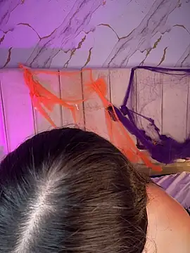 Avy1__ - Oil my tits 🍒🍒