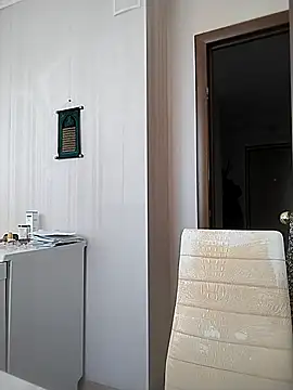 MilkCandyGirl - take off my bra