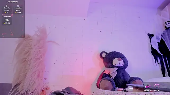 BritanyBrown_ - Riding dildo + spank ass😈🍑🥵