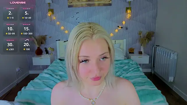 Kate_Krose - MASTURBATION THROUGH PANTIES