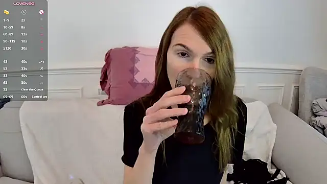 Fanny_posy - Doggy + Fessées