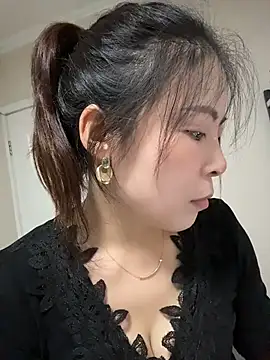 YaoYao8888 - 脱掉内裤直播3分钟