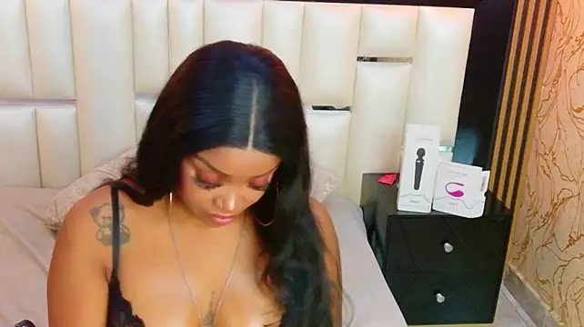 SalomeRestrepo - Deepthroat my dildo 👄🍆