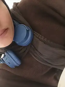 MisyonerNur - Dışarıda göğüslerini aç 😅