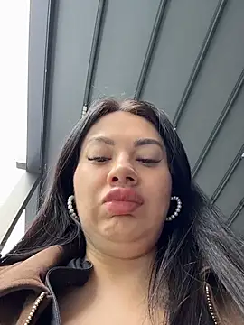 Wet__Bunny - Take off panties public*last tip 🎁
