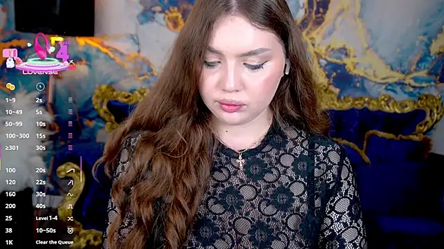 LuxSopphia - suck dildo