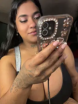 Nahomy-firee - Flash pussy😏🌸