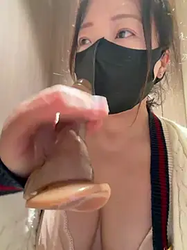 Maomao116 - 超级敏感，易喷体质，会一直喷水💦，全裸抽插2分钟