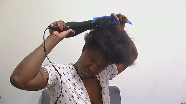 Sluttylaura21 - squirt