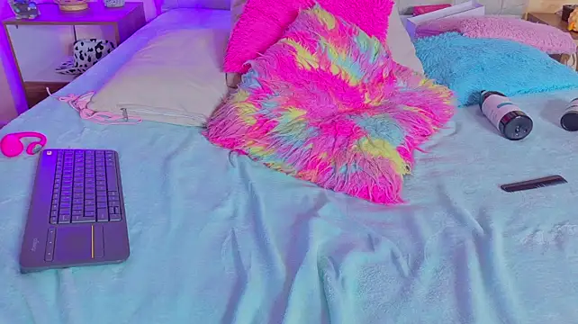 Cailin_dione - Ride dildo + bounce ass