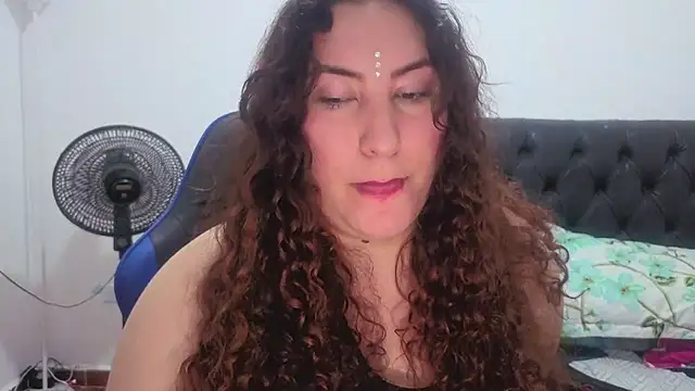 JANNAH_MARTINEZ - naked + crem cum