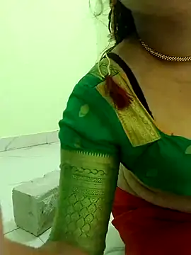 Komal_Bhabhi4u - Pussy lick
