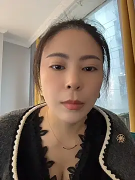 YaoYao8888 - 脱掉内裤直播3分钟