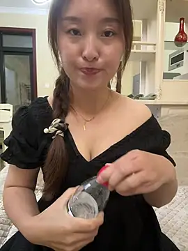 Lianer_520 - 感谢哥哥们对莲儿的支持