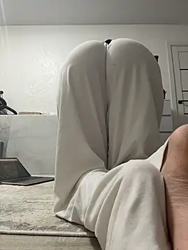 Ketitull - TOPLESS