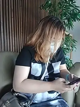 AsianMhiendy - play pussy 15mins