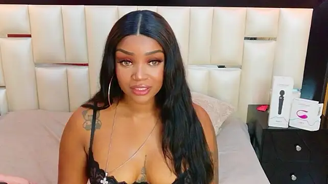 SalomeRestrepo - Deepthroat my dildo 👄🍆