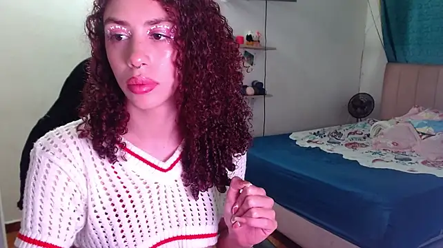 MooreSophia2 - FLASH TITS