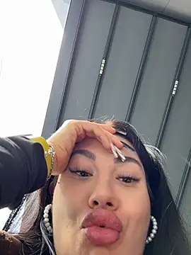 Wet__Bunny - Play with pussy close up*last tip 🎁