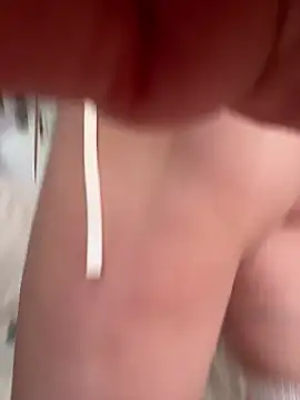 YourLittleDevil - dildo in pussy