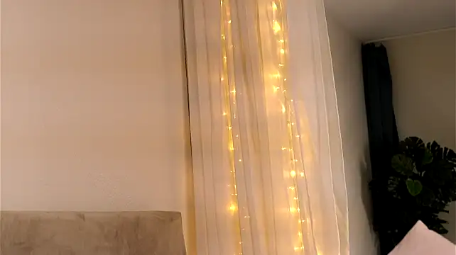 AdelineCarter - Ths pussy needs to be driping wet