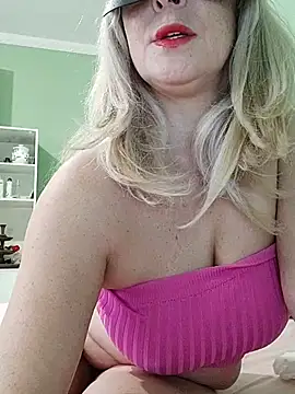 Milfporcona - show pussy