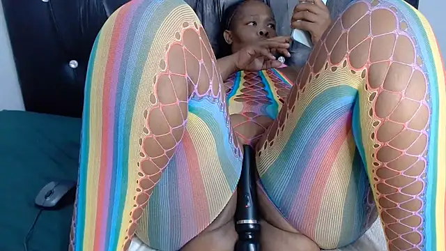 Bigboobsbooty - outdoor 🍑🍆👄NB No noice