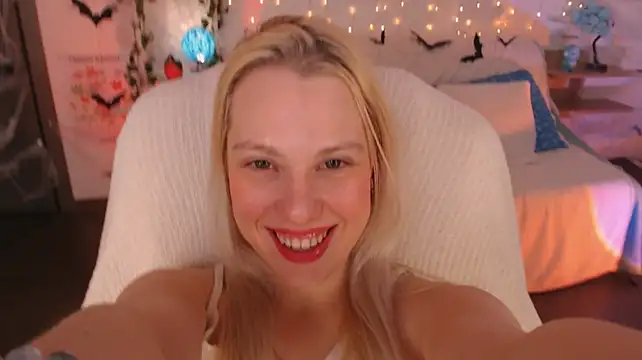Betty_Vega - BODYTOUR