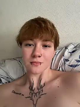 IceMur - anal sex 1 finger