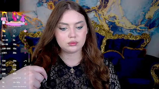 LuxSopphia - suck dildo