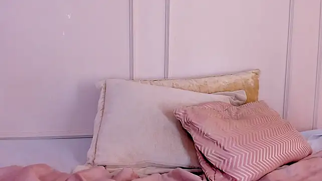 Mariapettit - ⭐fingering pussy (doggy)⭐