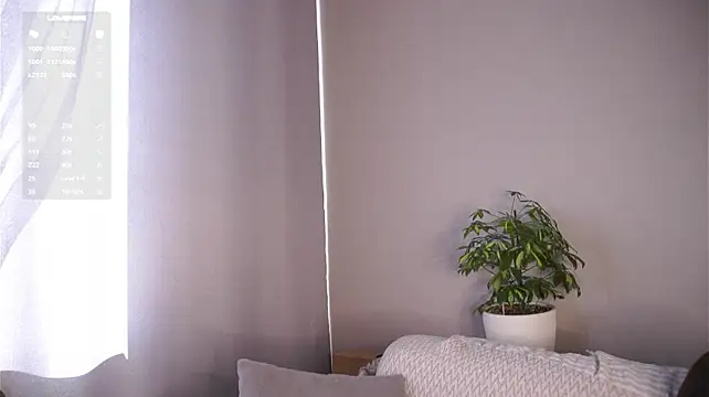LinnHigh - Lets continue play with Domi in doggy
