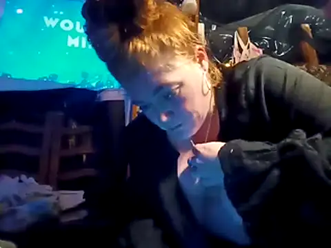 BettyandGold - Close up pussy cum