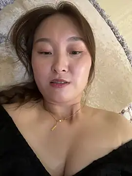 Lianer_520 - 感谢哥哥们对莲儿的支持