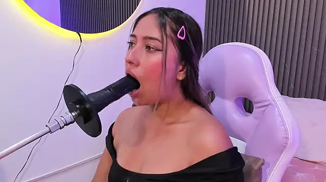 Karola_cute_ - blowjob + bare breasts