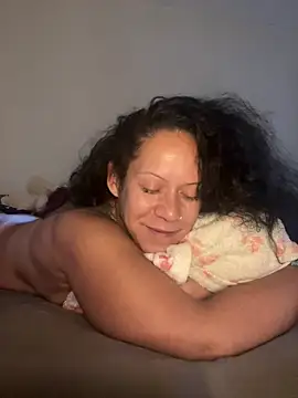 CocoCandelaLatina - 💦Spit on Boobs
