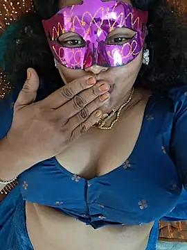 Hot_Sreeja_Tamil - Nipple suck