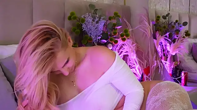 LEXY_EVE - snap and 2 dirty anal videos with me ?